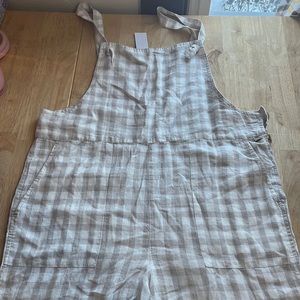 Cute linen overalls